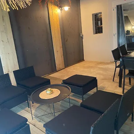 Le Patio Des Arenes Maison Cosy Дом отдыха