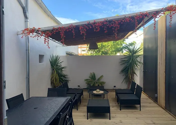 Le Patio Des Arenes Maison Cosy *